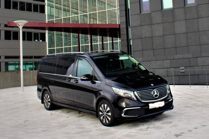 Private Keflavík Airport Round Trip Transfer - About Your Stay