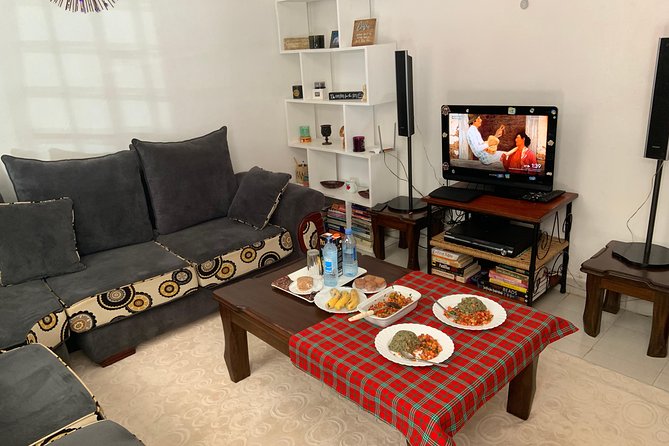 Private Kenyan Cooking Class in Nairobi With a Local - Exploring Kenyan Cuisine