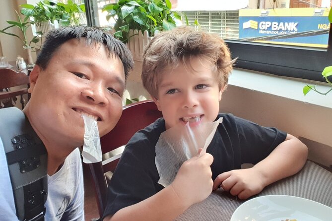 Private Kid-Friendly Hanoi Food Tour With a Taste of Great Dishes - Sampling Local Street Food Specialties