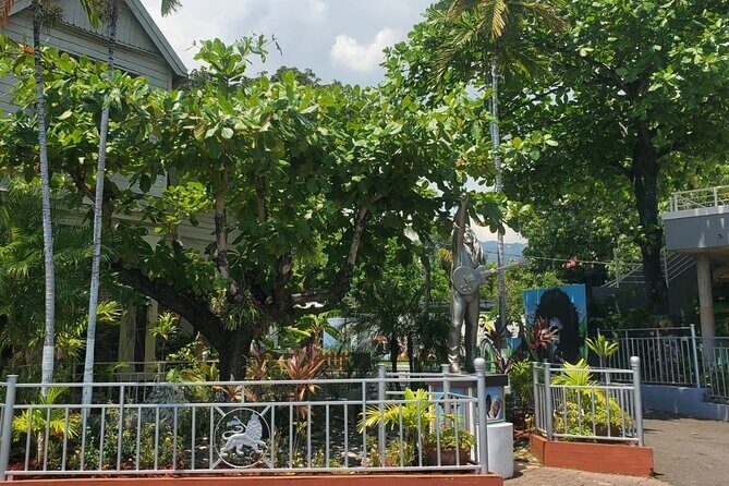 Private Kingston and Bob Marley Museum Tour from Ocho Rios - Key Points
