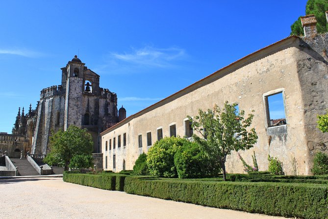 Private Knights Templar Full-Day Tour to Tomar, Almourol Castle and Constância - Additional Tour Information