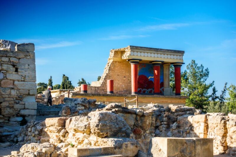 Private Knossos Skip the Line Tour Inc. Lunch & Wine Tasting - Inclusions