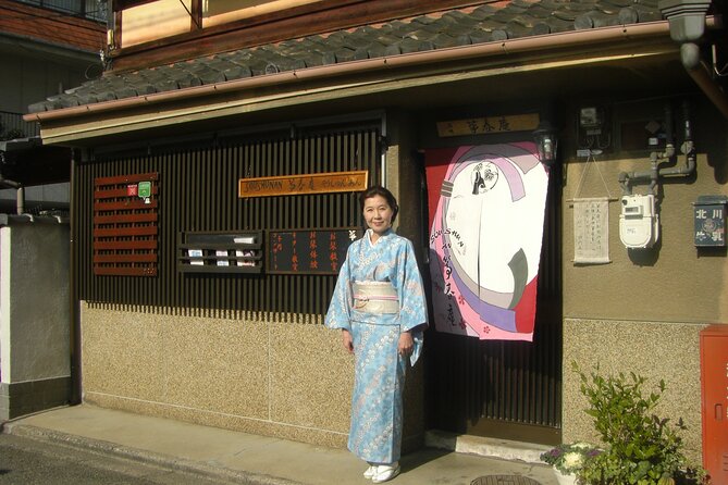 Private Koto Lesson in Kyoto With a Professional Koto Performer - Instructor Expertise