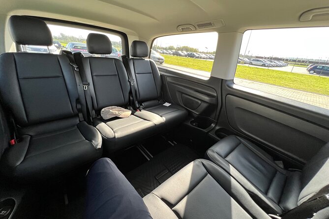 Private Krakow to or From Airport Transfer - Driver Monitoring