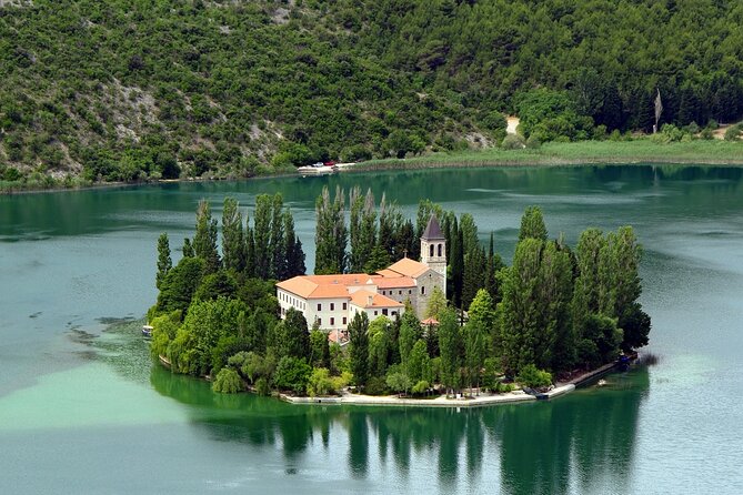 Private - Krka Waterfalls Tour, Wine, Olive Oil and Free Dessert - Wine and Olive Oil Tasting
