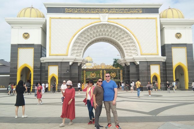 Private Kuala Lumpur Shore Excursion Incude Batu Caves - Included and Additional Travel Services