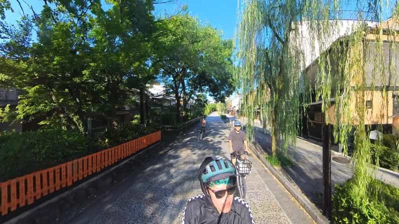 (Private) Kyoto E-Bike Adventures Through Timeless Beauty - Inclusive Rental Equipment Provided