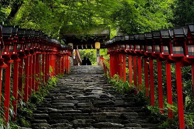 Private Kyoto Night Tour: Historic Walk at Gion and Fushimi - Accessibility and Requirements