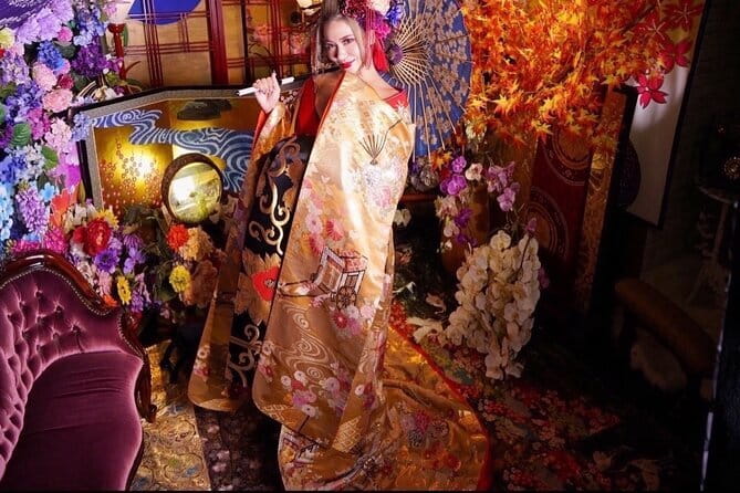 Private Kyoto Night Tour: Historic Walk at Gion and Fushimi - Capturing Stunning Photographs