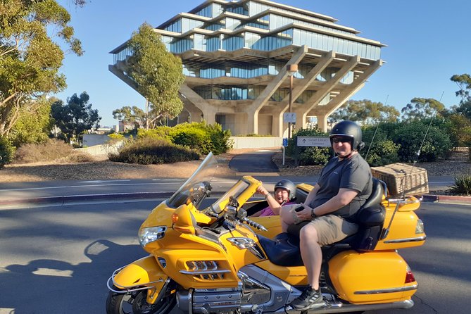 Private La Jolla Tour by Sidecar - Exploring La Jolla Cove and Shores Park
