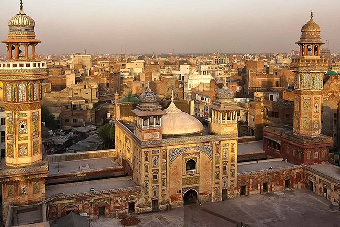 Private Lahore Full Day Sightseeing Tour With Local Guide - Minar-e-Pakistan: Symbol of Pakistan