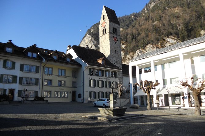 Private Lake Thun and Lake Brienz Express Tour From Interlaken - Accessibility and Policies