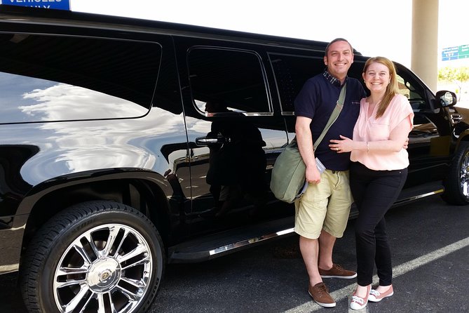 Private Las Vegas Hotel to Airport Luxury Limousine Transfer - Additional Fees and Charges