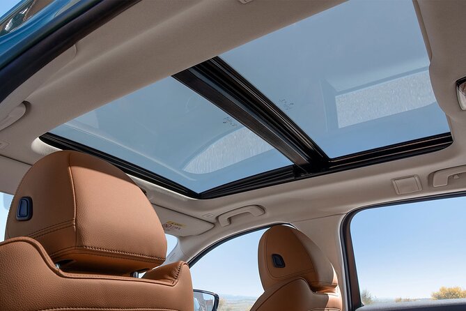 Private Layover Experience in Luxury SUV (5-6 Hours) - Round-trip Private Transfer in Luxury SUV