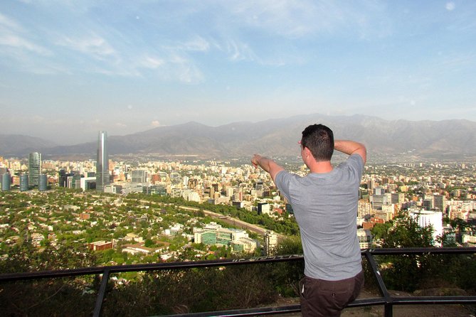 Private Layover: Full-Day Santiago City Tour With Airport Transfer - Knowledgeable Guide and Enjoyable Experience