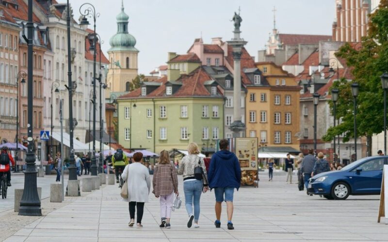 Private Legendary Warsaw Walking Tour - Key Points