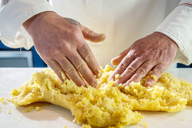 Private Lesson of Traditional Sorrentine Cuisine in Sorrento - Key Points