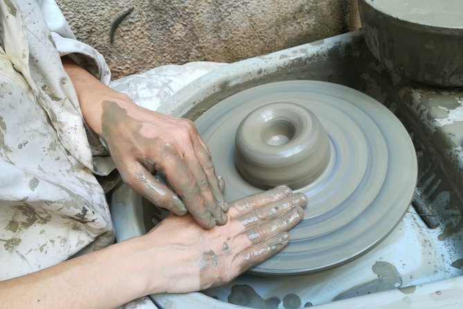 Private Lesson on the Ceramic Tradition in Vietri Sul Mare - Refreshments and Amenities