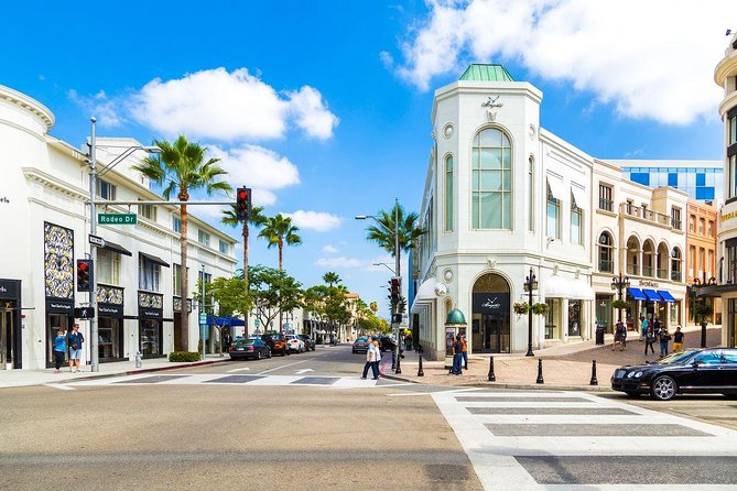 Private Limo 4-Hour Tour: Hollywood, Santa Monica and Venice - Discovering Santa Monica