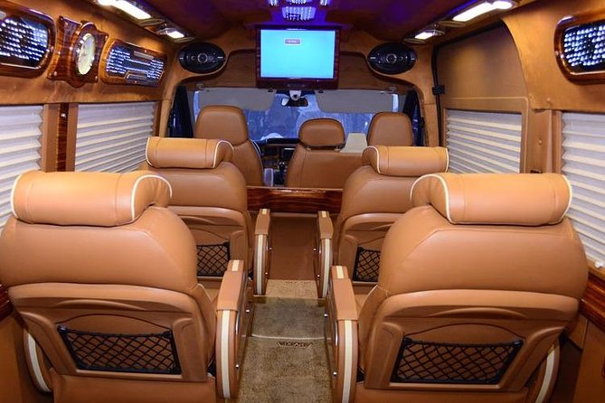 Private Limousine Transportation Between Hanoi and Halong Bay - Customer Feedback and Response