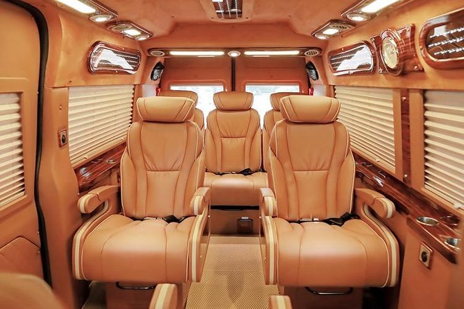 Private Limousine Transportation Between Hanoi and Halong Bay - Limousine Amenities and Features