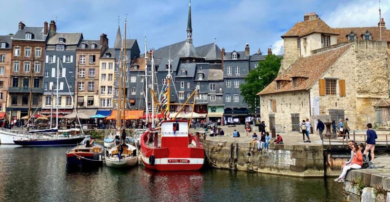 Private Live-guided Mont Saint-Michel, Honfleur by Mercedes - Transportation Details