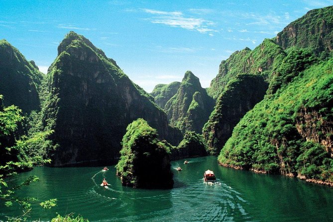 Private Longqing Gorge & Guyaju Cave Day Tour W/ Cruise Ride - Exploring Longqing Gorges Natural Beauty