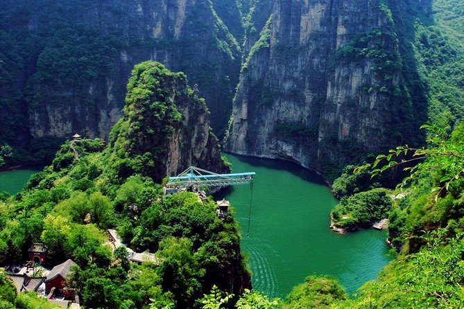 Private Longqingxia Gorge Cruise and Great Wall One Day Tour - Booking and Cancellation