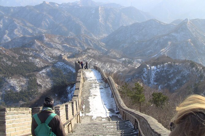 Private Longqingxia Gorge Cruise and Great Wall One Day Tour - Guide Recommendations