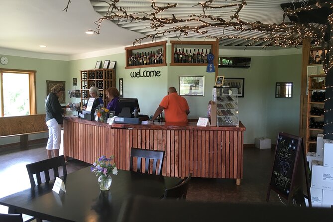 Private Loudoun County Wine Tour From DC With Stops at 3 Wineries - Transportation and Pickup Details