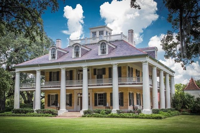 Private Louisiana Plantations Tour With Gourmet Lunch From New Orleans - Experience 19th-Century Life