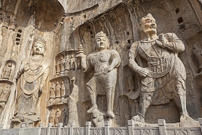 Private Luoyang Day Tour: Longmen Grottoes and White Horse Temple - Visiting White Horse Temple