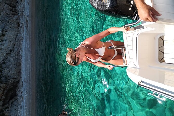 Private Luxury 6.5m 140HP Speedboat Cruise Shipwreck & Blue Caves - Shipwreck and Blue Caves