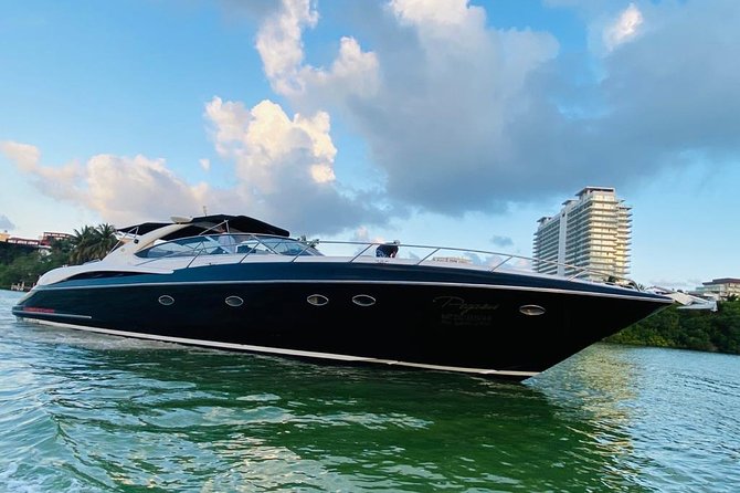 Private Luxury 60 Yacht Experience for up to 20 Guests - Customization Options