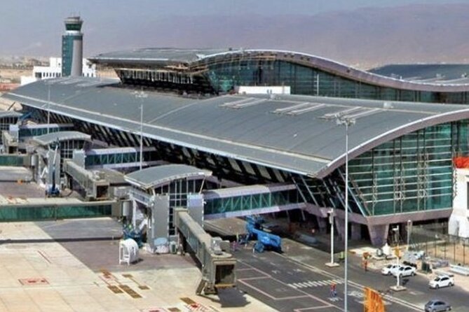 Private Luxury Airport Transfer From & To Salalah Airport - Pickup and Meeting