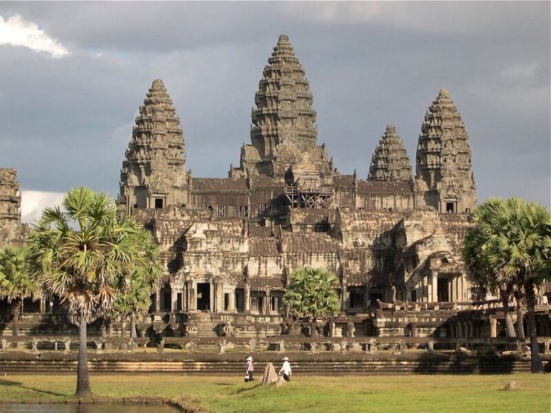 Private Luxury Angkor Wat Sunrise & Siem Reap City Tour - Morning Activities