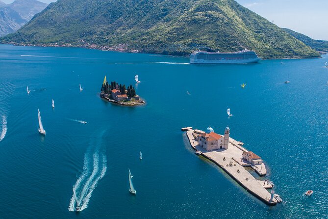 Private Luxury Boat Tour: Lady of the Rocks and Blue Cave-Up to 15 People(3hr) - Capacity and Duration