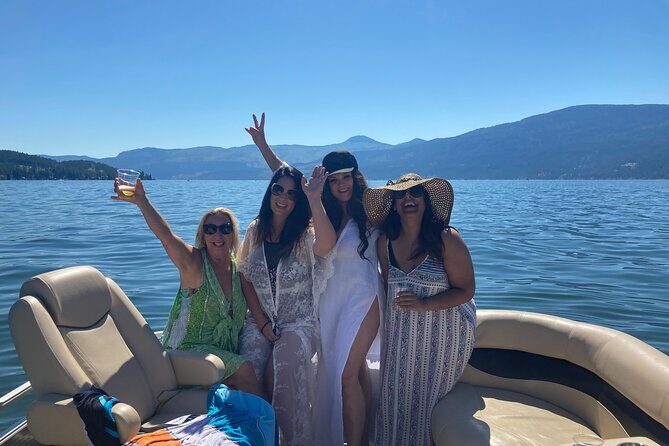Private Luxury Captained 3-Hour Pontoon Boat Cruise (2-11 Guests) - Exploring the Charm of a Private Luxury Pontoon Cruise in the Okanagan