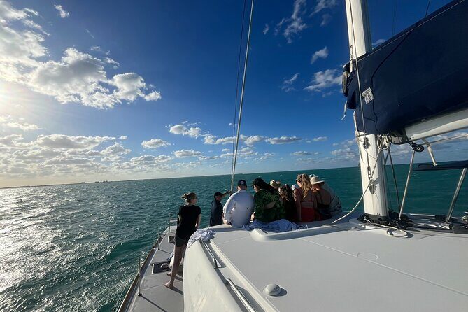 Private Luxury Catamaran Tour to Stingray City and Snorkel - Authentic Reviews and What They Highlight