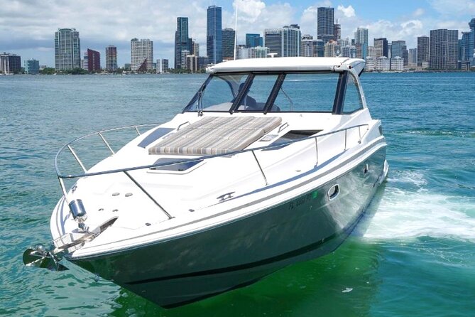 Private Luxury Four Hour Cruise Tour With 35 Cruiser - Tour Experience