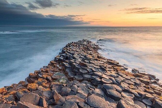 Private Luxury Mercedes Giants Causeway and Tour of Belfast 7 Hrs - Frequently Asked Questions