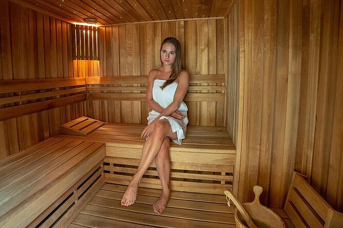Private Luxury Palace Tour With Transport - Private Transportation