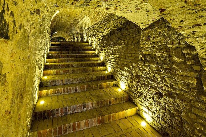 Private Luxury Palace Tour With Transport - Tour Policies