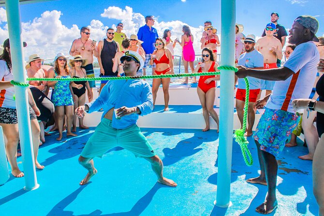 Private Luxury Party Boat With Slide - Customer Review Highlights