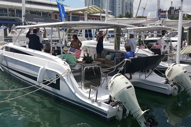 Private Luxury Power Catamaran. Enjoy USVI Aboard MV Hydra - Luxury Experience and Amenities