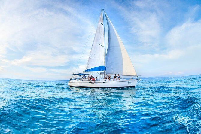 Private Luxury Sailing Cruise in Los Cabos with Lunch and Open Bar - What Travelers Say