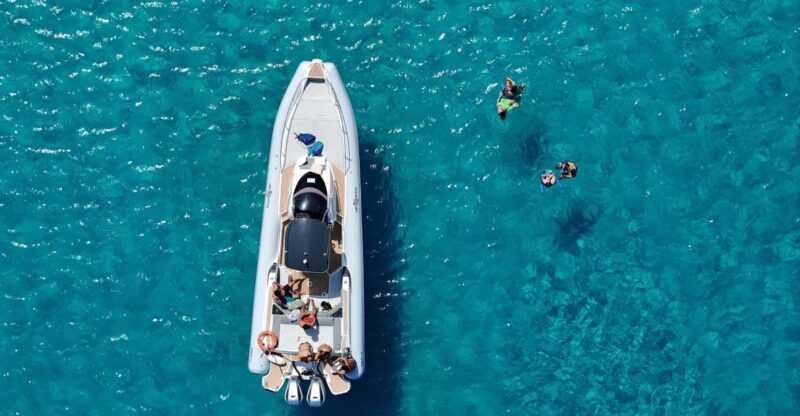 Private Luxury Tour Favignana & Levanzo: Beyond the Usual - Onboard Experience