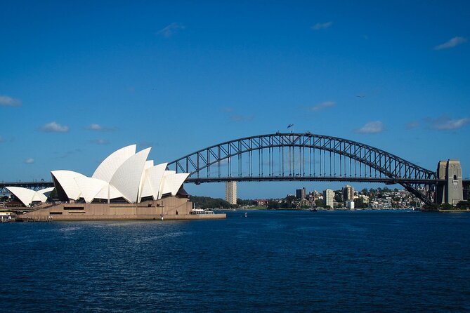 Private Luxury Tour: Sydney Sightseeing Experience - Northern Beaches Seafood Lunch