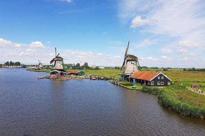Private Luxury Tour Zaanse Schans ,Volendam and Cheesfarm - Inclusions in the Tour