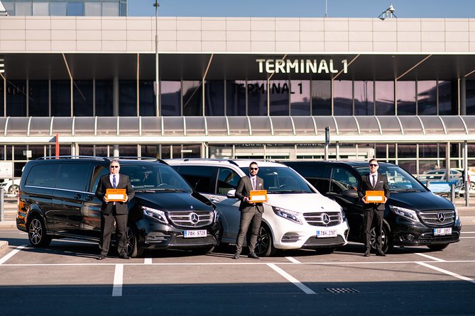 Private Luxury Transfer to Cesky Krumlov From Prague - Pickup and Drop-off Details